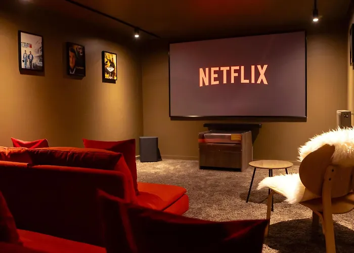 De Luxe Avec Piscine, Jacuzzi, Hammam, Animaux Admis, Proche Le Mans - Fr-1-410-451 *